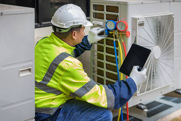 Professional Hvac technician working in Nuremberg, PA
